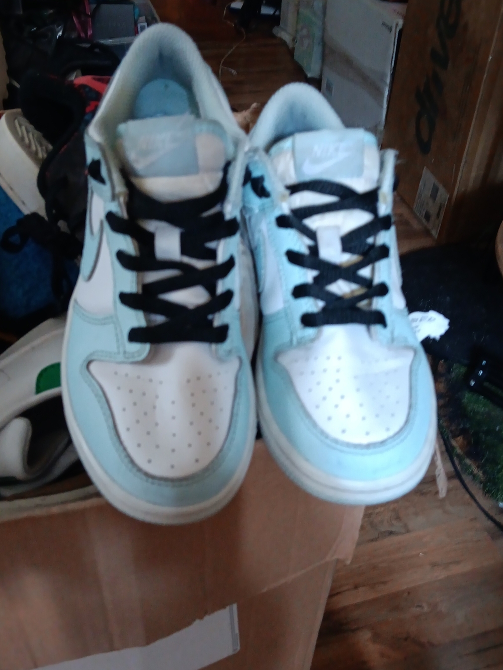 Nike Kids Light Blue and White Sneakers with Black Laces